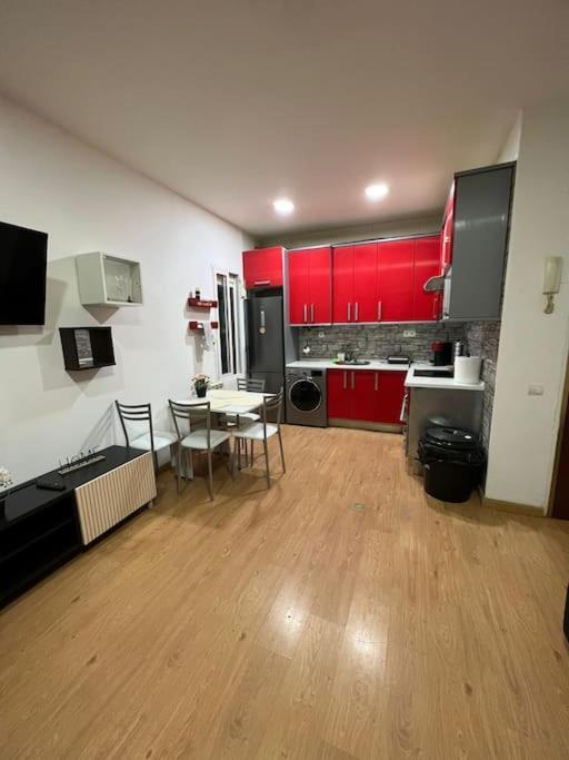 Apartamento En El Centro De Madrid - Atocha Lägenhet Exteriör bild
